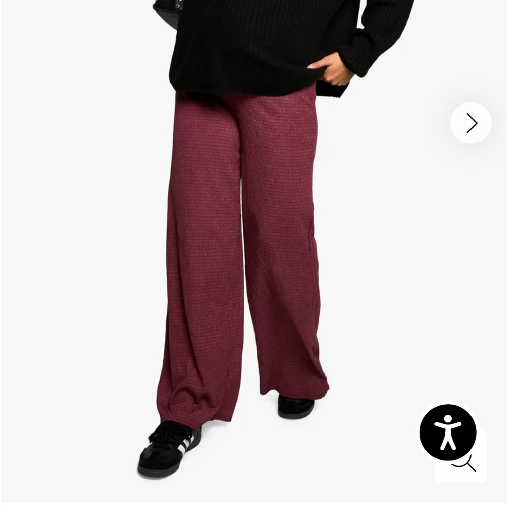 Boohoo maternity pants